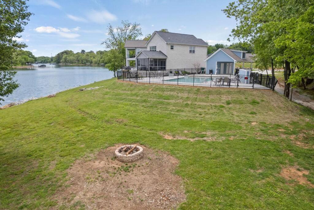 Basecamp Retreat Timsfordlake Winchester Екстериор снимка